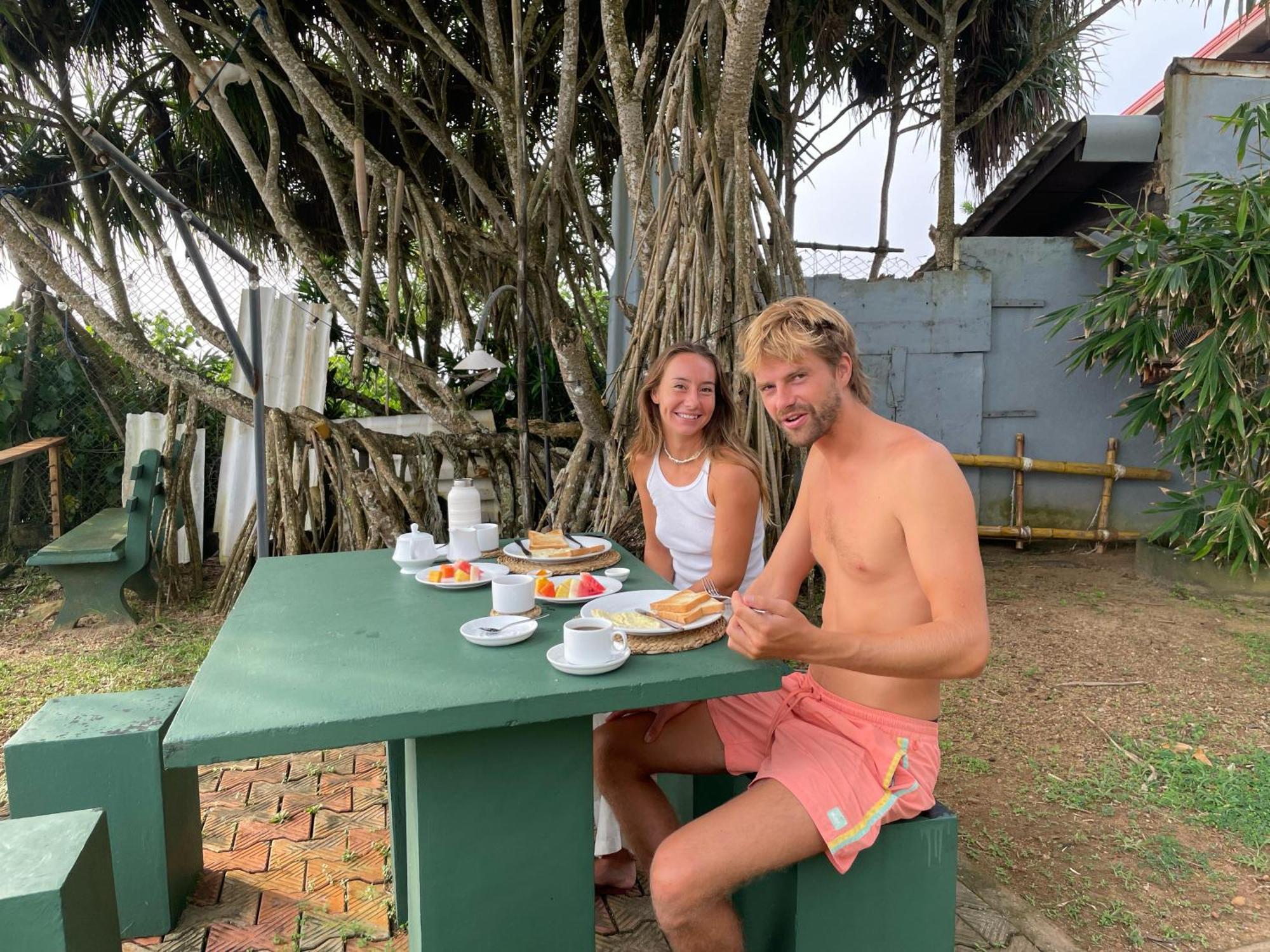 Kenno'S Korner Hotell Weligama Eksteriør bilde