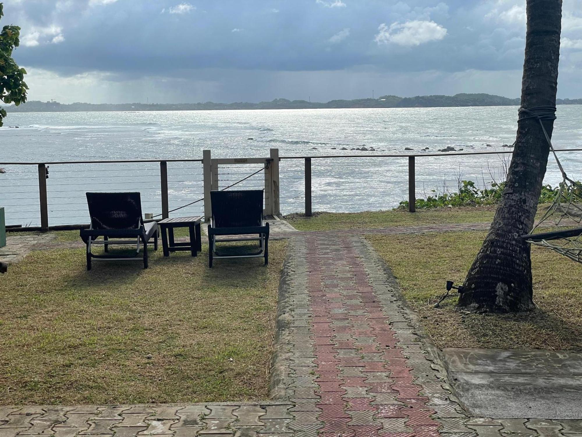Kenno'S Korner Hotell Weligama Eksteriør bilde